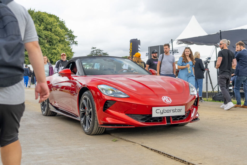 MG triunfa en el Festival de Goodwood con tres nuevos eléctricos de altas prestaciones