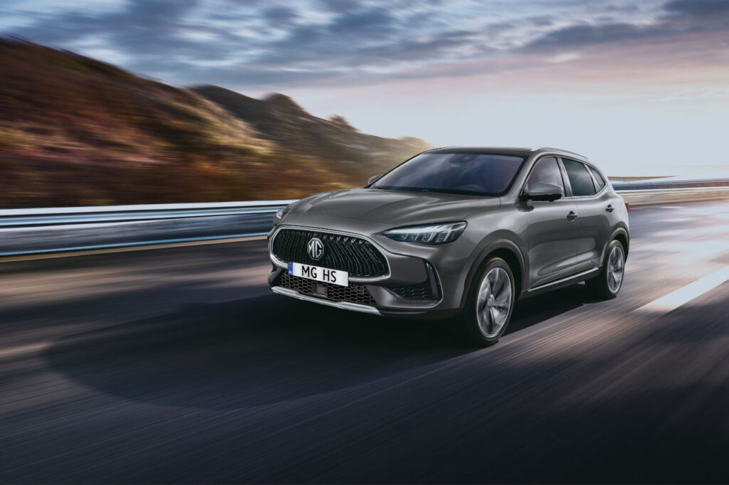 Nuevo MG HS Plug In Hybrid: el híbrido enchufable más accesible es un SUV familiar premium