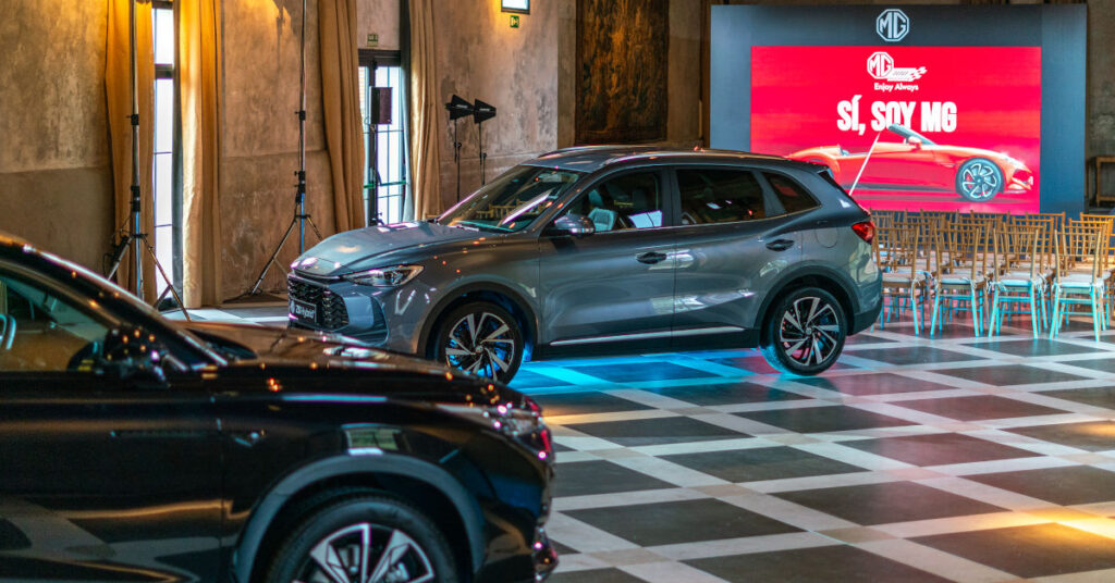 MG celebra su centenario con una revolucionaria ofensiva de productos
