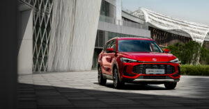 MG hace historia en el mercado español con su modelo ZS Hybrid+