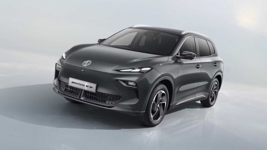 MG presentó el nuevo SUV eléctrico MGS5 EV en Automobile Barcelona 2025